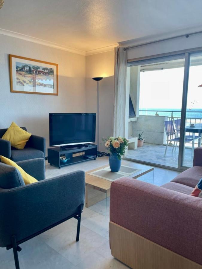 Seafront One Bedroom Apartment With A Terrasse Swimming Pool And A Parking Antibes Exterior photo