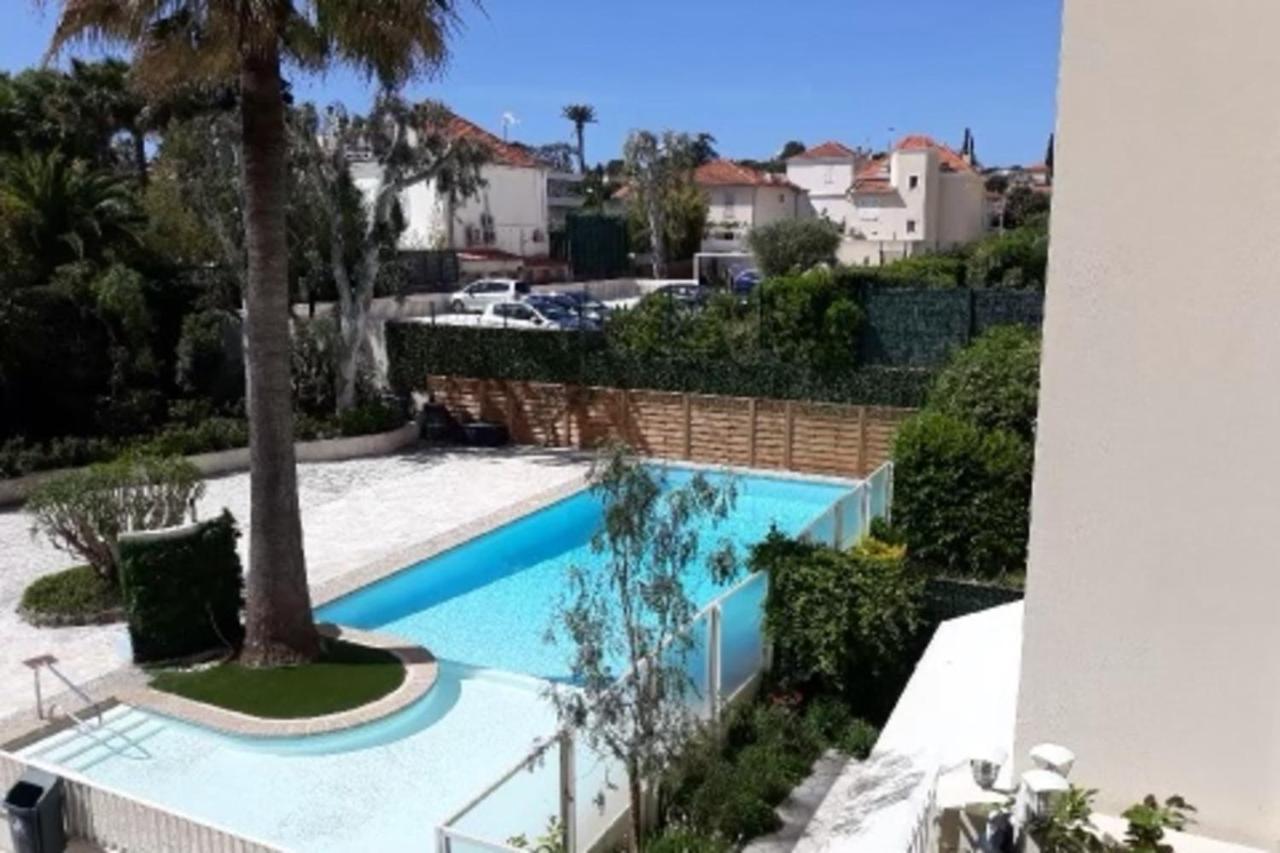 Seafront One Bedroom Apartment With A Terrasse Swimming Pool And A Parking Antibes Exterior photo